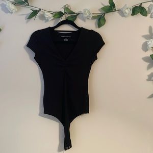 American eagle short sleeve bodysuit- black